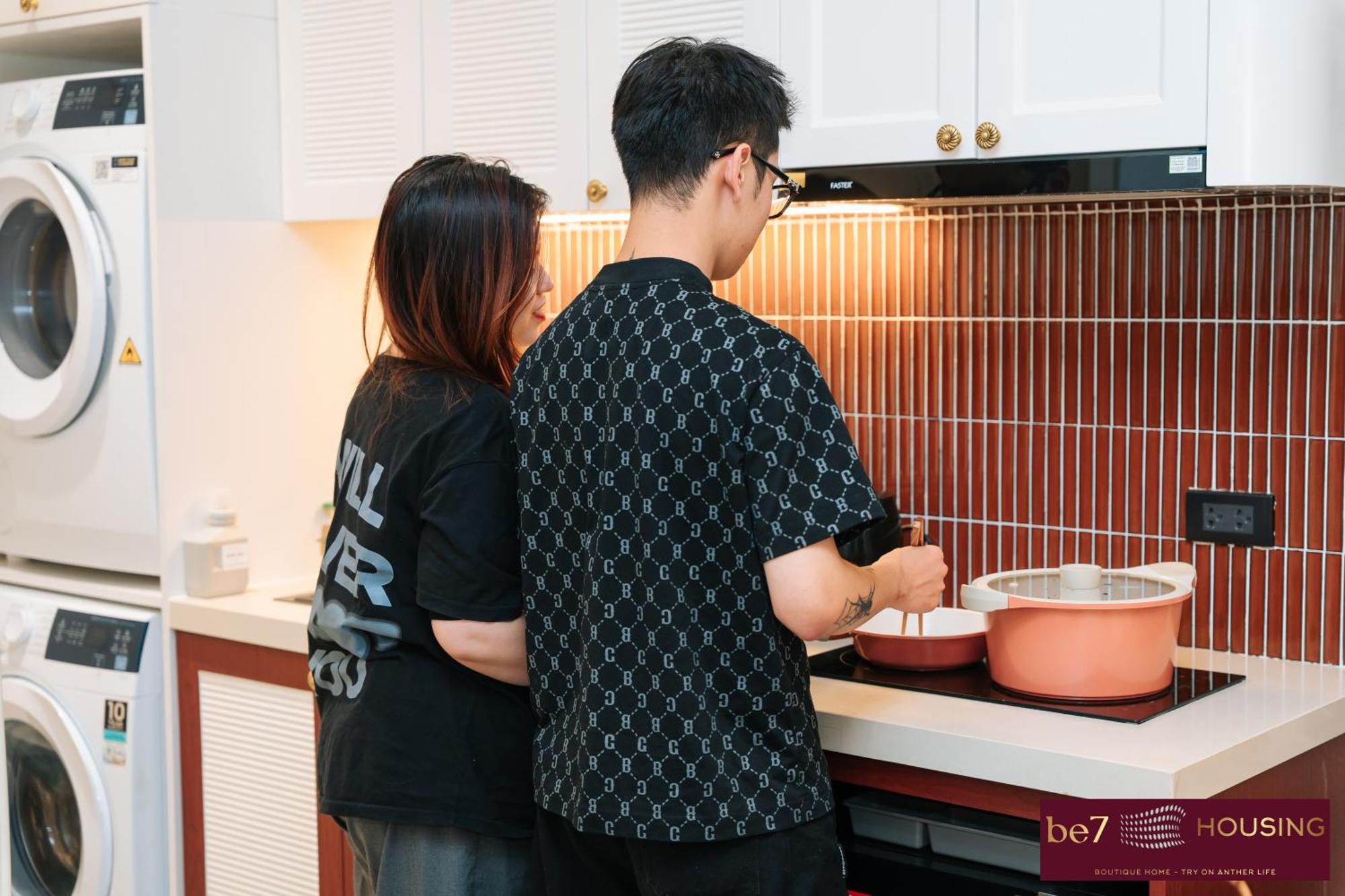 Appartement High Ser-apt -warmly & Spacious- Peaceful- Bathtub- Greenview- Nearly Bus Stop- 30mins By Car To Hanoioldquater - Vinhomes Oceanpark